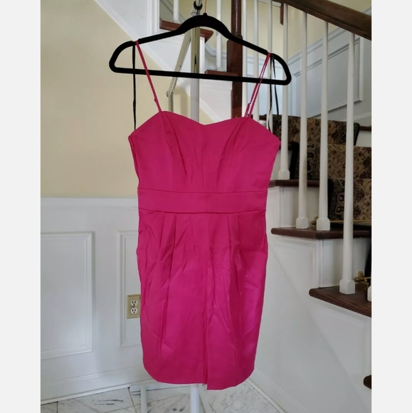 Forever 21 Fuchsia Mini Dress Size M - Picture 1 of 3